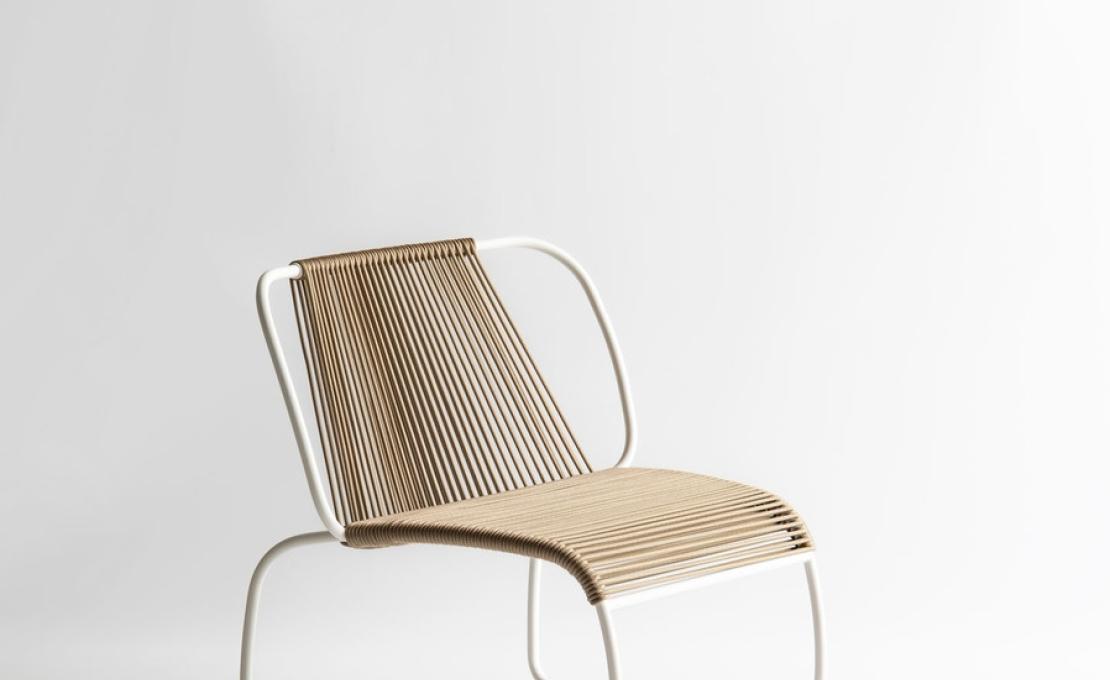 Уличное кресло от фабрики Potocco модель 945/L Tibes Lounge Arm