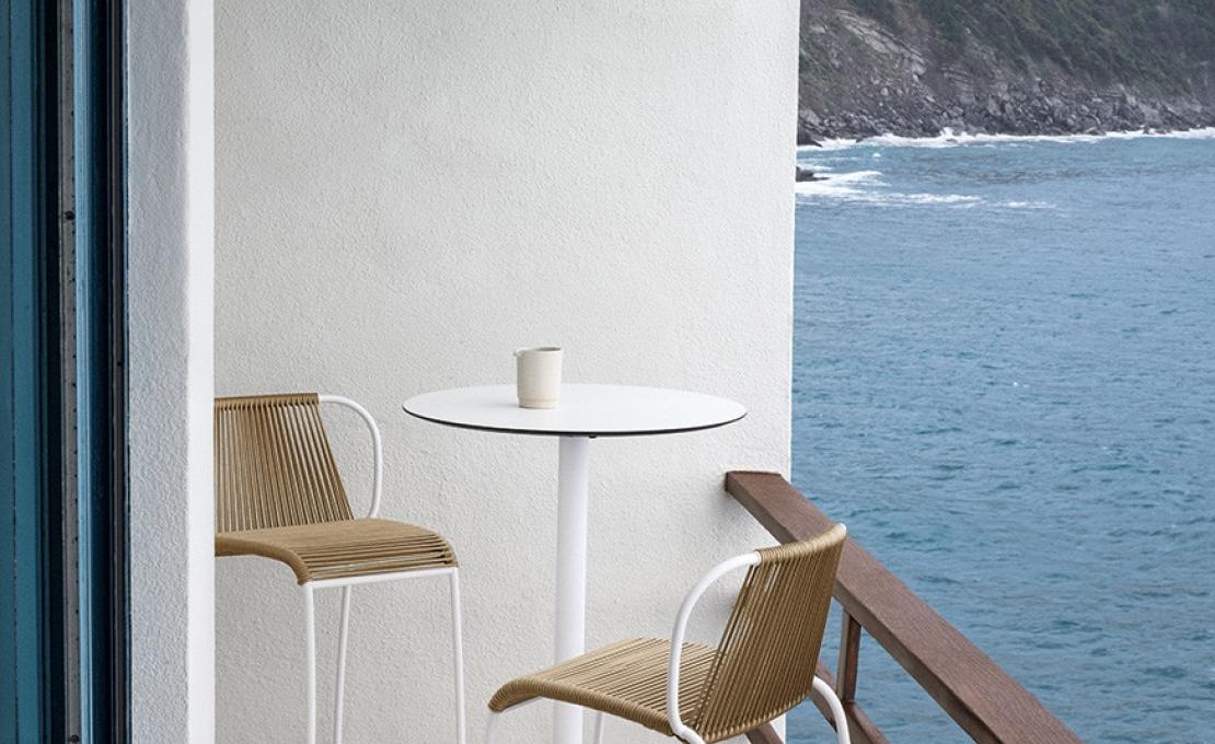 Уличный барный стул от фабрики Potocco модель TIBES 