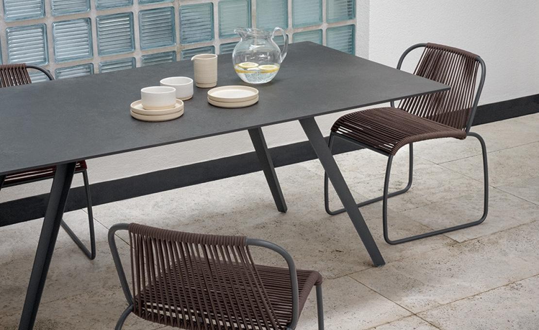 Стул от фабрики Potocco модель 945 TIBES 