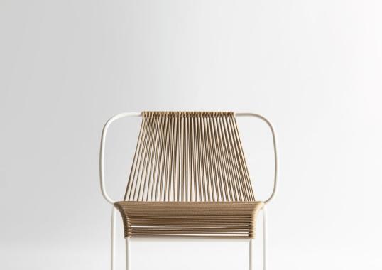 Уличное кресло от фабрики Potocco модель 945/L Tibes Lounge Arm