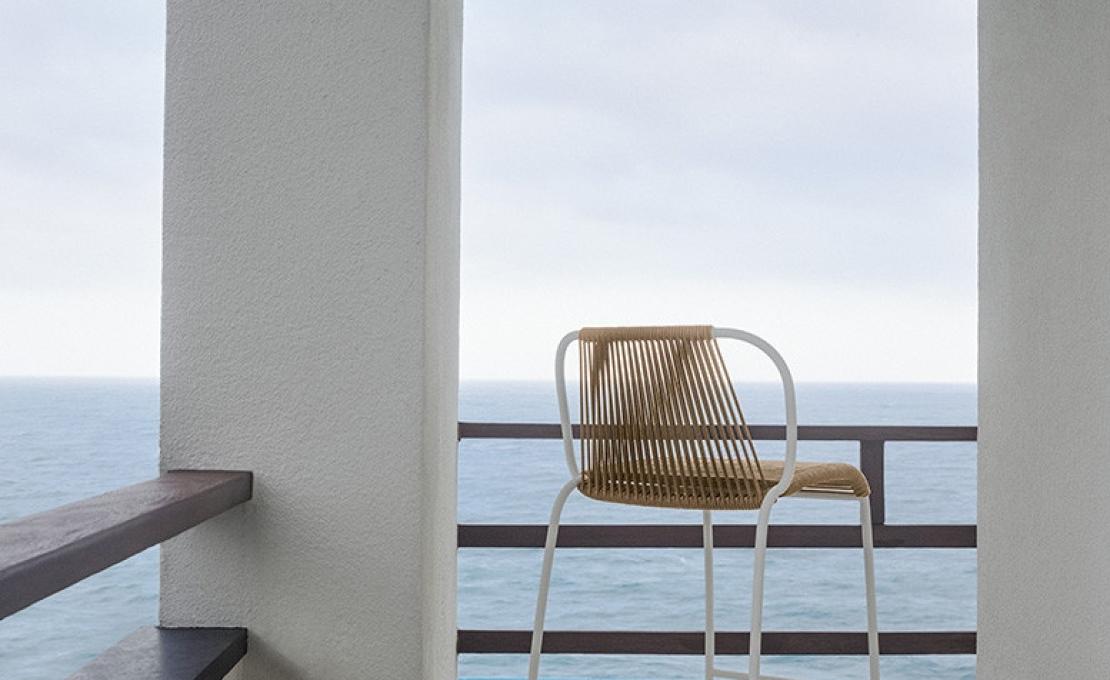 Уличный барный стул от фабрики Potocco модель TIBES 