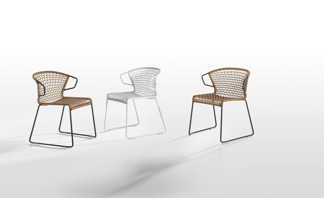 Уличное кресло от фабрики Potocco модель 698/P Vela Arm