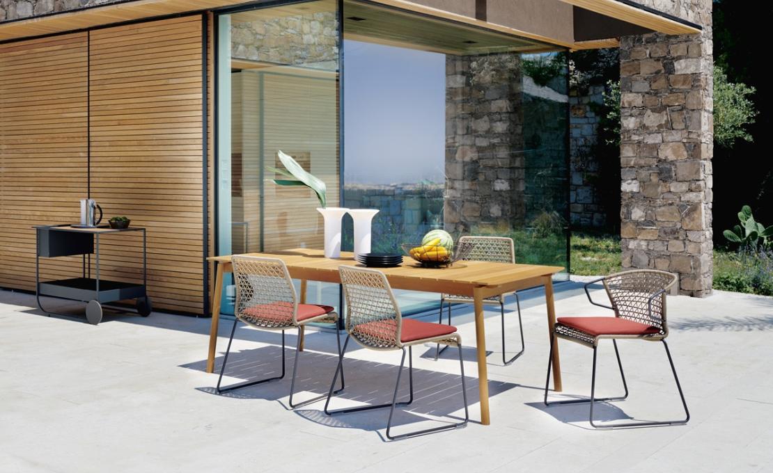 Уличное кресло от фабрики Potocco модель 698/P Vela Arm