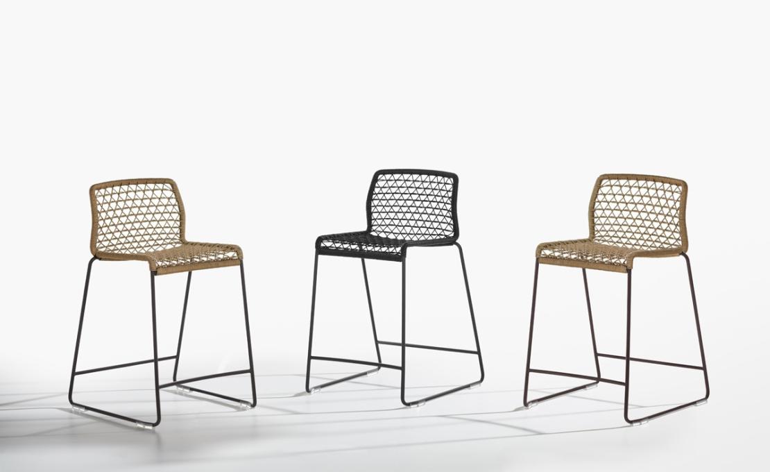 Уличный барный стул от фабрики Potocco модель POTOCCO 