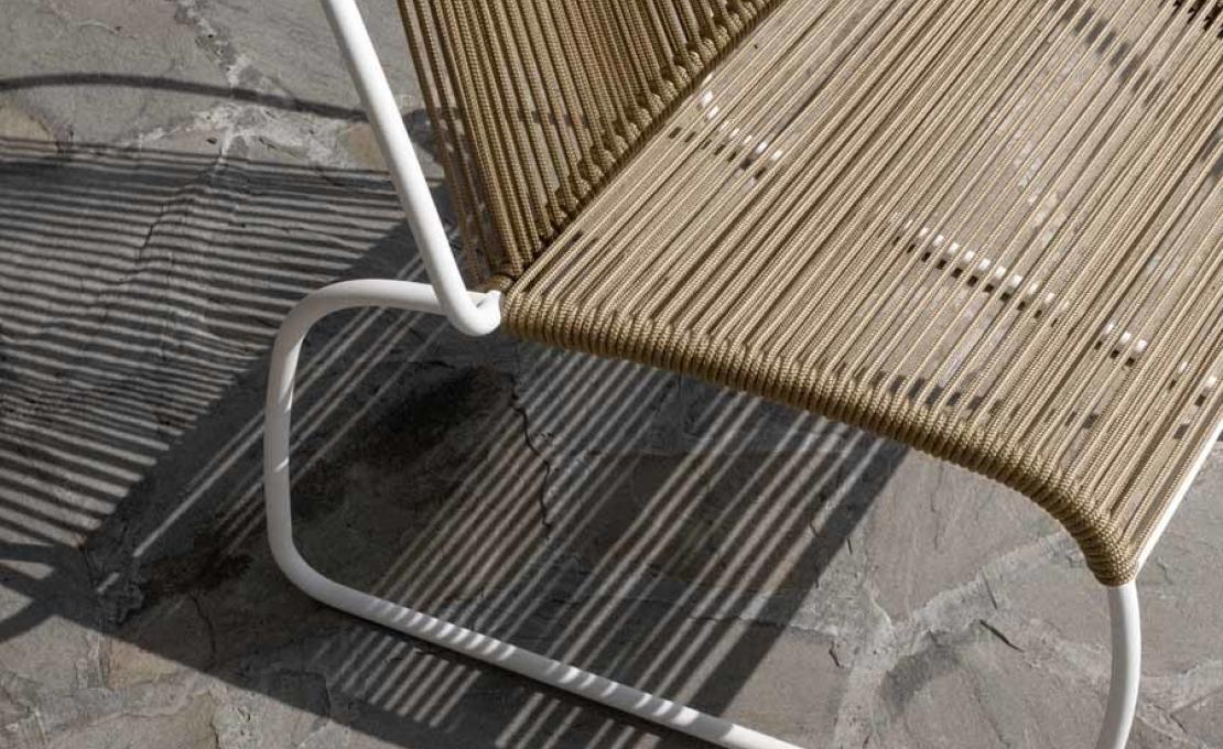 Уличное кресло от фабрики Potocco модель 945/L Tibes Lounge Arm