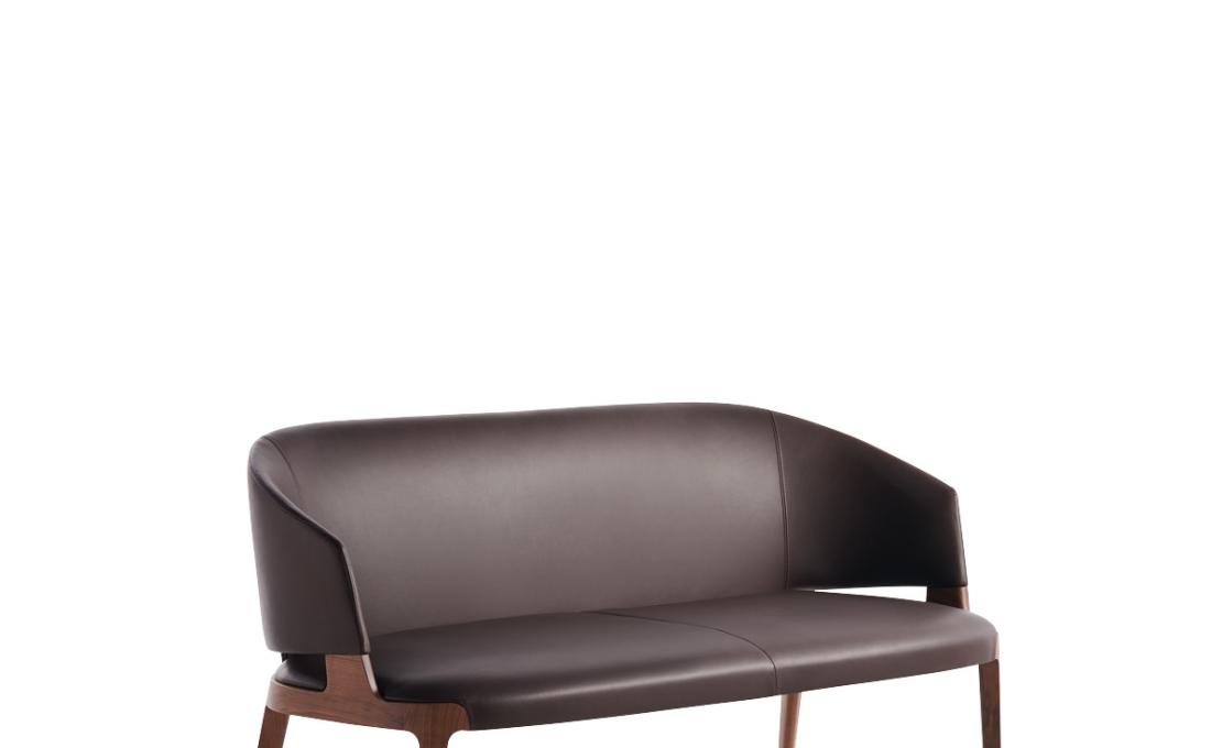 Диван от фабрики Potocco модель 942/DA