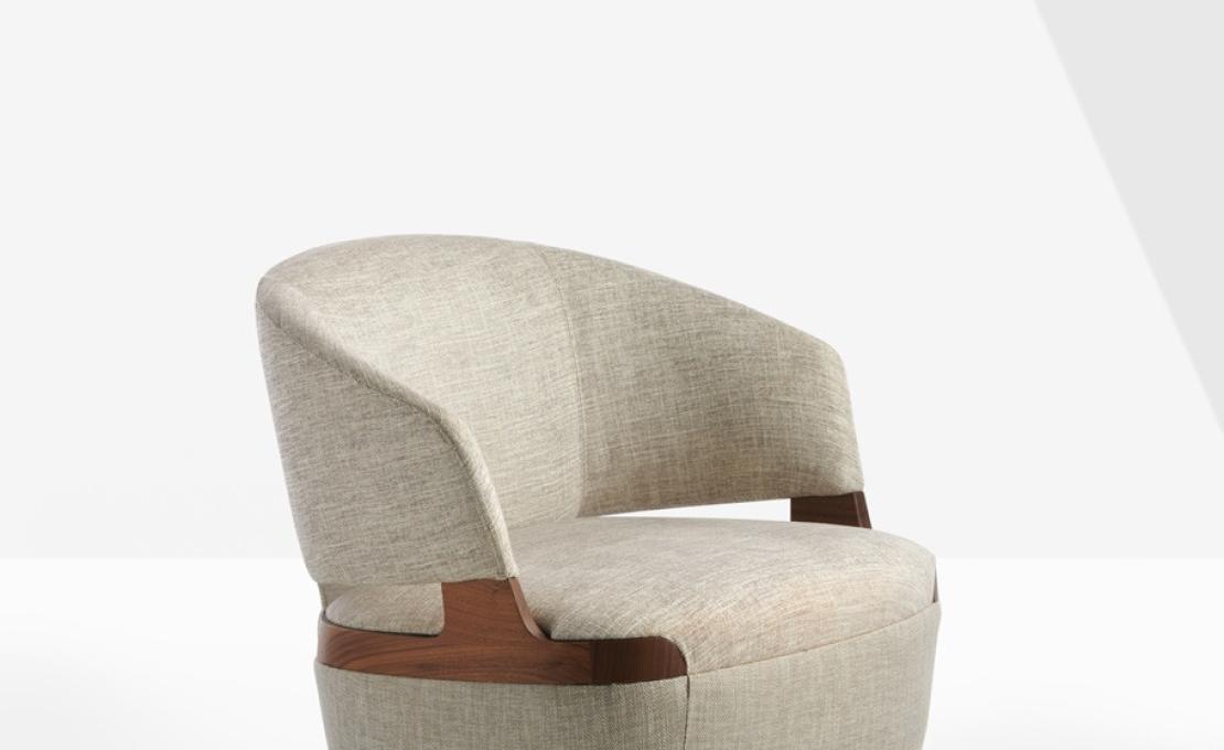 Кресло от фабрики Potocco модель 942/PLAG