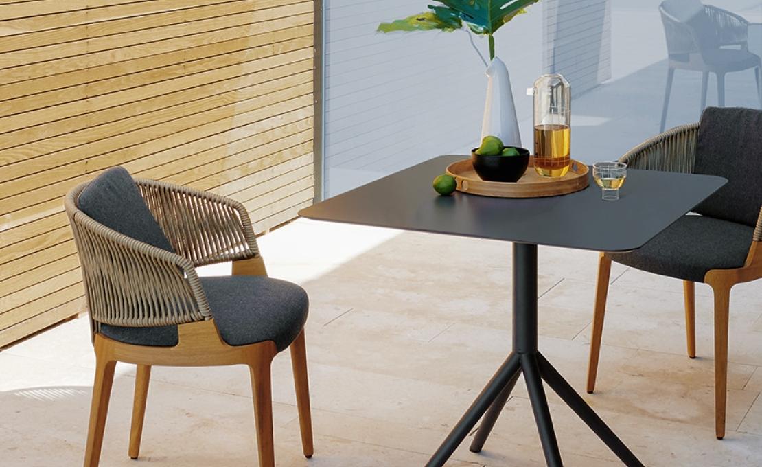 Уличное кресло от фабрики Potocco модель 942/PAR-OUT