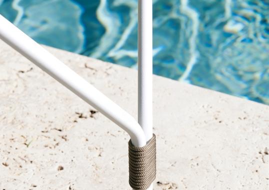 Журнальный столик от фабрики Potocco модель WELD 