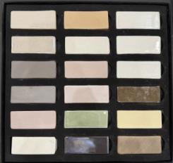 Фотографии образцов отделок и возможных цветов фабрики Lorenzon