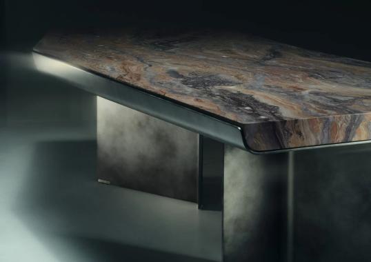 Стол Catskill от Ipe Cavalli — дизайнер Мауро Липпарини