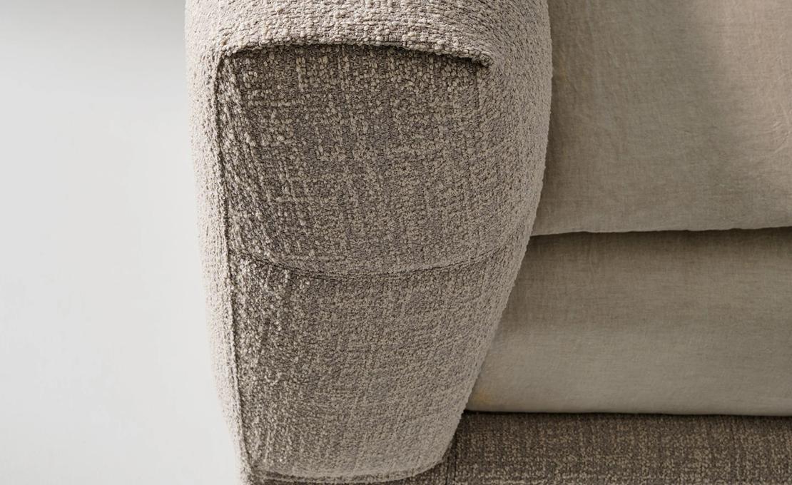 Двуспальная кровать модель Belloalto фабрики Bonaldo