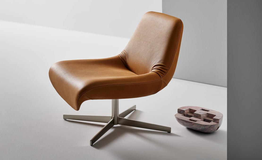 Кресло модель Ellison фабрики Bonaldo