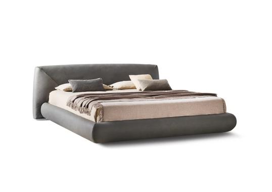 Двуспальная кровать Holden от Bonaldo image 1