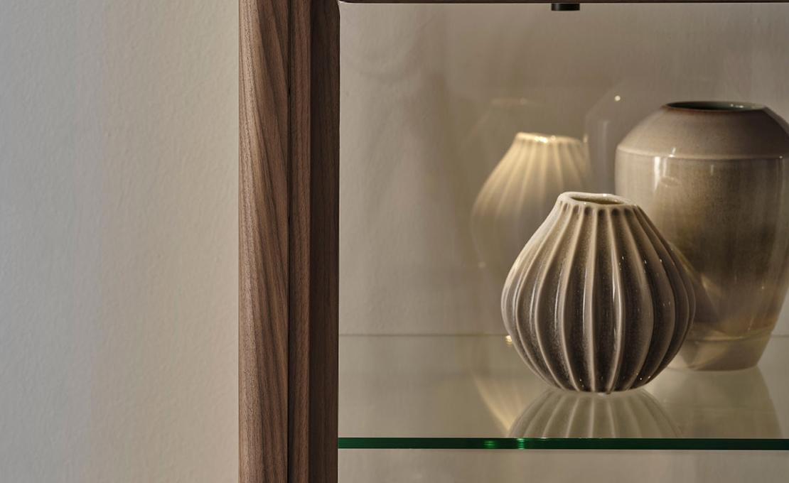 Витрина модель ATSUKO фабрики Porada