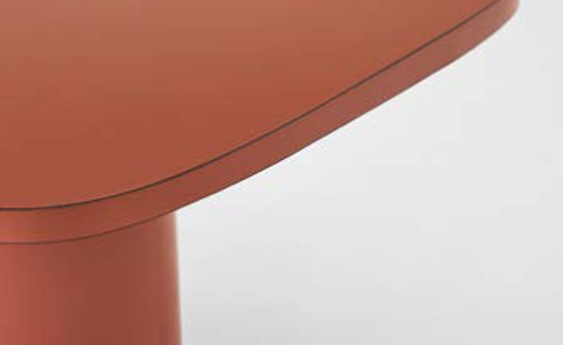 Стол модель Sabi фабрики Pianca