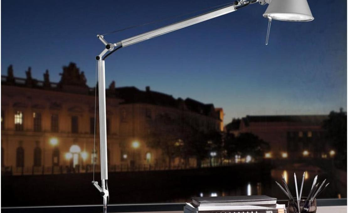 Настольная лампа Tolomeo Midi Led от фабрики Artemide