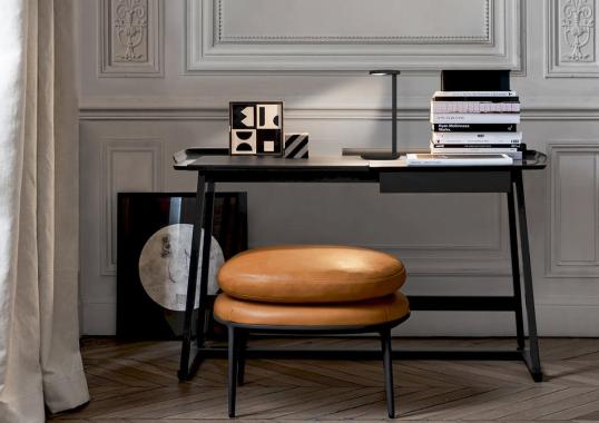 Настольная лампа Oblique от фабрики Flos