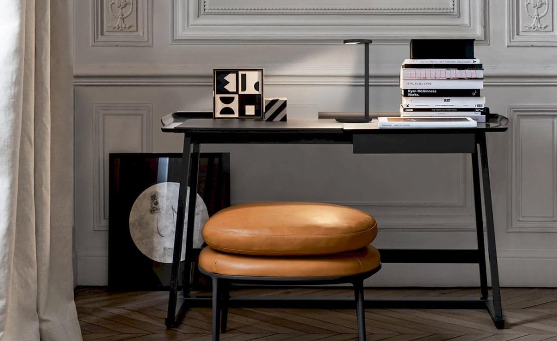 Настольная лампа Oblique от фабрики Flos