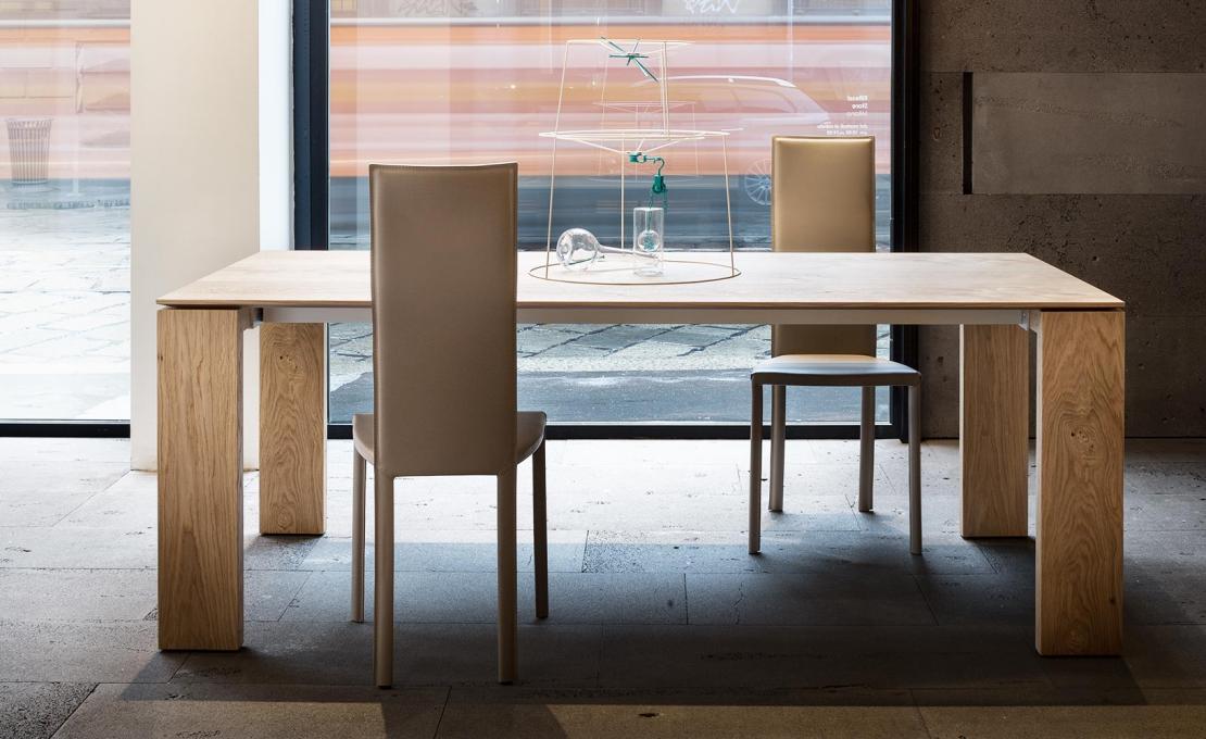 Стол от фабрики Riflessi модель ATLANTE TABLE