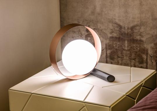 Настольная лампа от фабрики Riflessi модель BUBBLE T TABLE LAMP
