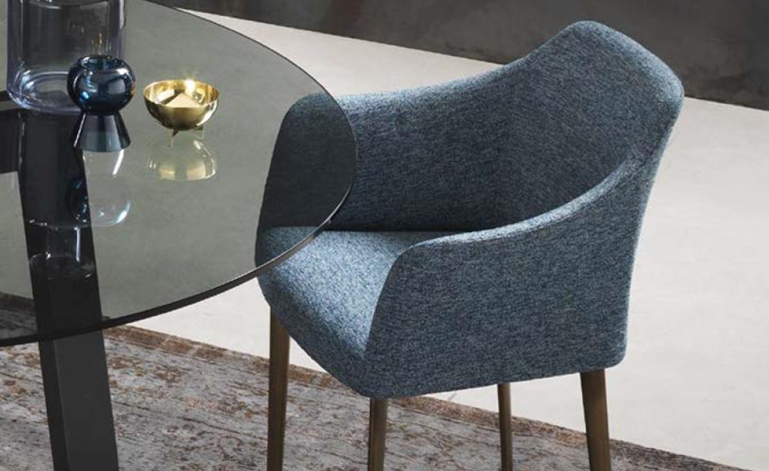 Стул от фабрики Riflessi модель GCAR