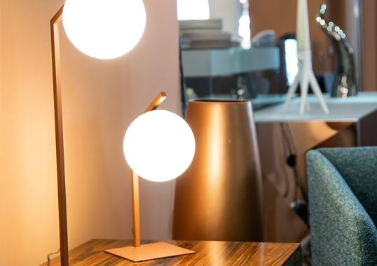 Настольная лампа от фабрики Riflessi модель DODO T TABLE LAMP