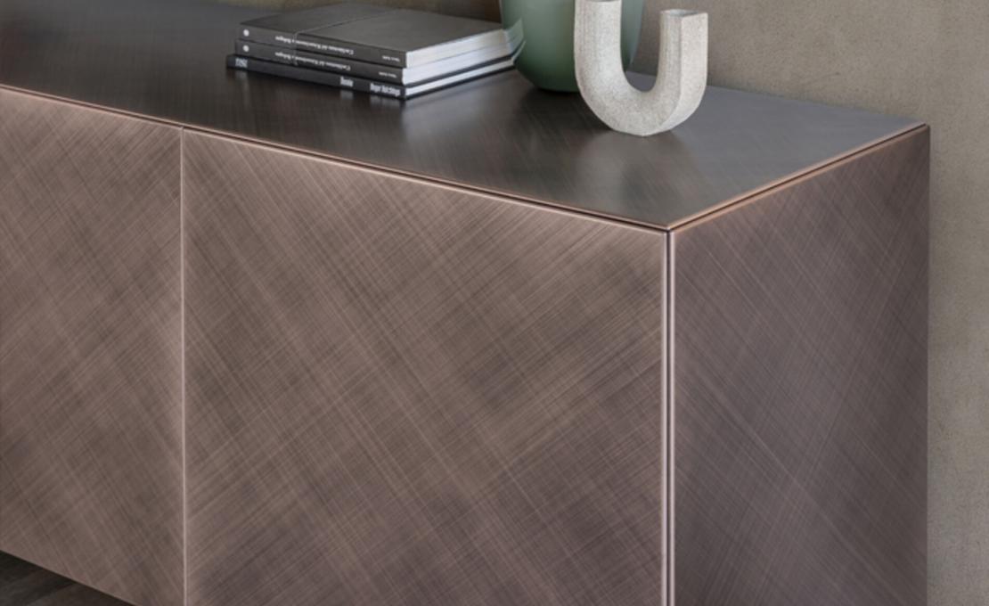 Сервант от фабрики Riflessi модель S006