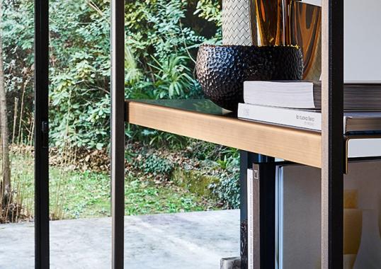 Стеллаж для книг от фабрики Riflessi модель FREEWALL BOOKSHELF