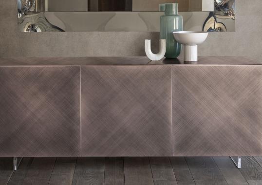 Сервант от фабрики Riflessi модель S006