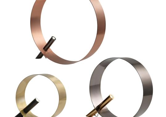 Настольная лампа от фабрики Riflessi модель LED LOOP T TABLE LAMP