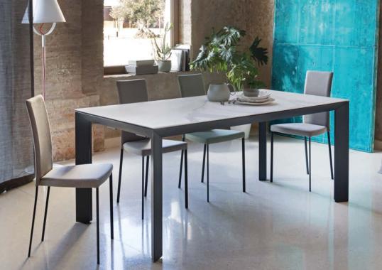 Стол от фабрики Riflessi модель MANHATTAN TABLE 