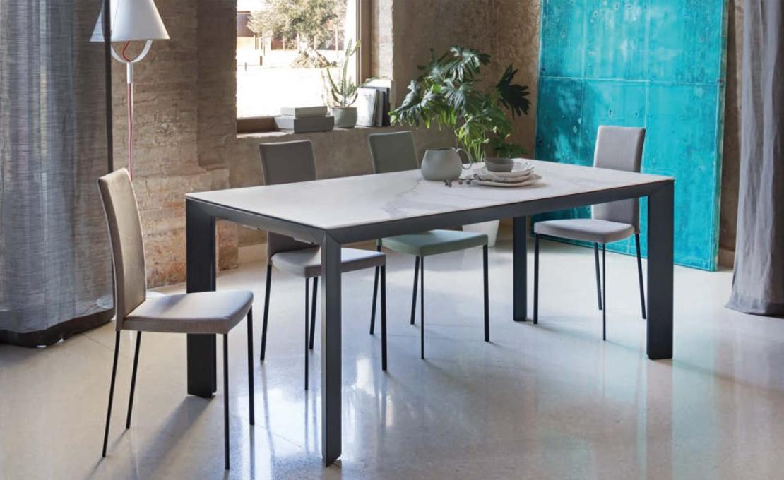 Стол от фабрики Riflessi модель MANHATTAN TABLE 