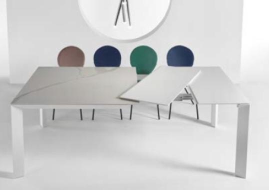 Стол от фабрики Riflessi модель MANHATTAN EXTENDABLE TABLE 