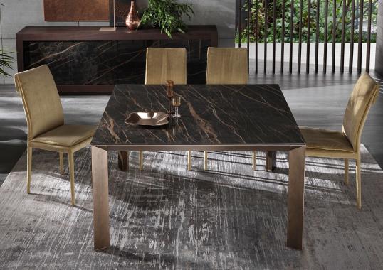 Стол от фабрики Riflessi модель MANHATTAN TABLE 