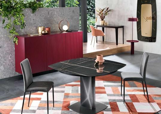 Стул от фабрики Riflessi модель GNIN