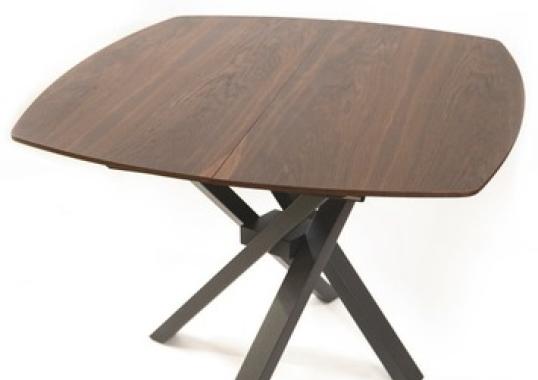 Стол от фабрики Riflessi модель ROUND WOOD TABLE