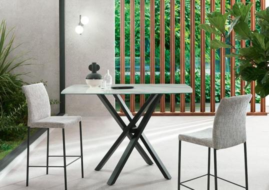 Стол от фабрики Riflessi модель SHANGAI SNACK TABLE