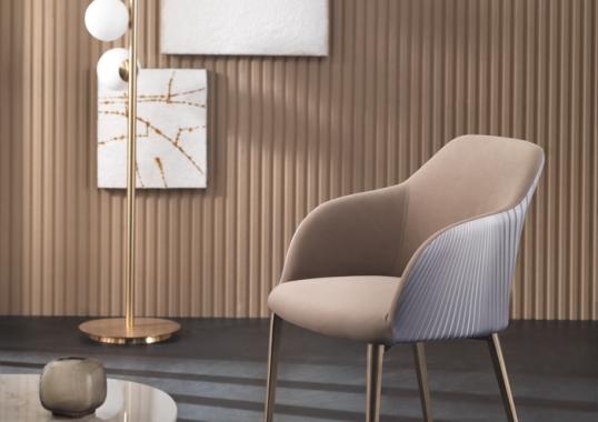 Стул от фабрики Riflessi модель SOFIA 