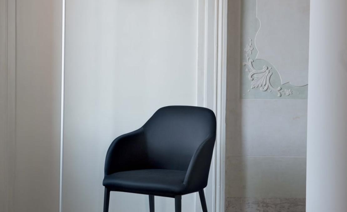 Стул от фабрики Riflessi модель SOFIA 