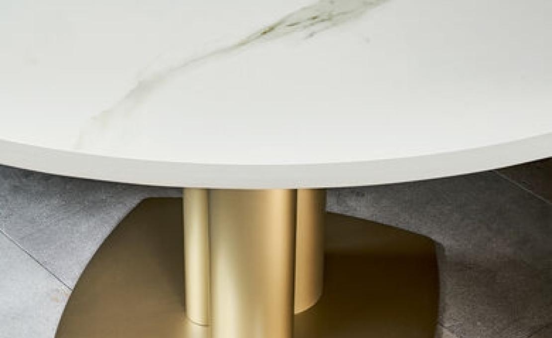 Стол от фабрики Riflessi модель TOWER TABLE