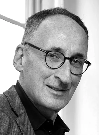 Дизайнеры создатели коллекций фабрики Villari