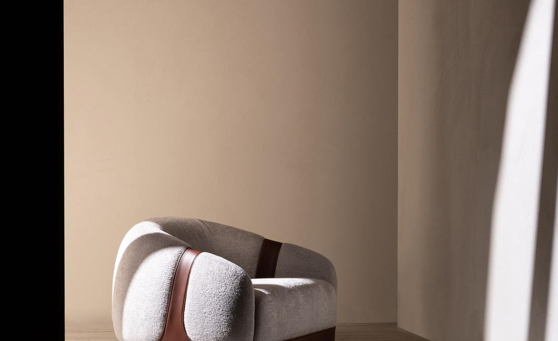 Кресло Corsetto от Molteni&C - дизайн Кристиана Мохадеда