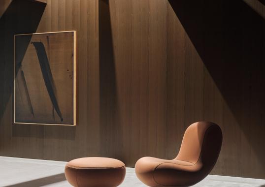 Кресло модель Bosco фабрики Molteni&C - дизайнер Наото Фукасава