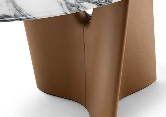 Стол Infinitamente 2.0 от Poltrona Frau image 3