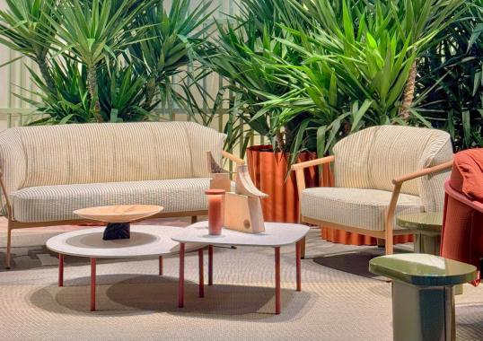 Двухместный диван Lamorisse 3682 от фабрики Pedrali