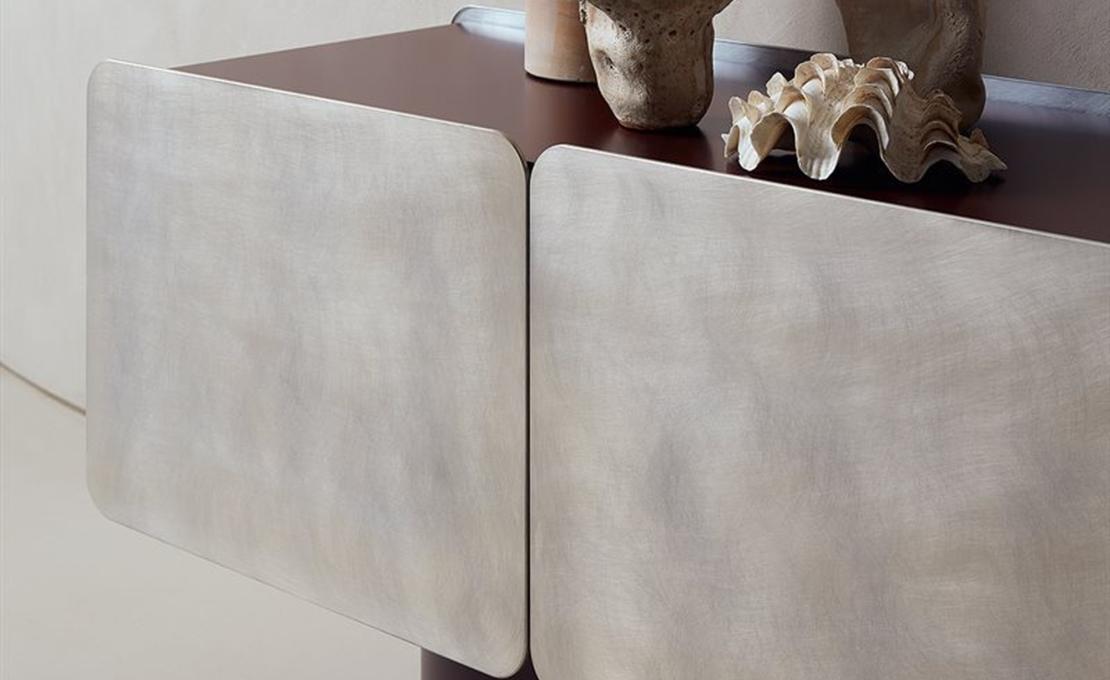 Консоль Admira от фабрики Galotti Radice