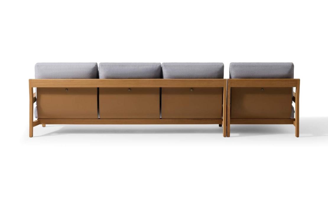 Диван модель Eloro фабрики Cassina - дизайнер Родольфо Дордони