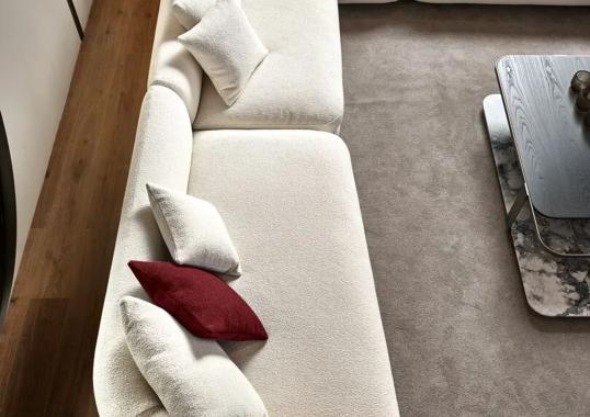 Диван модель GABRIELLE фабрики Cantori
