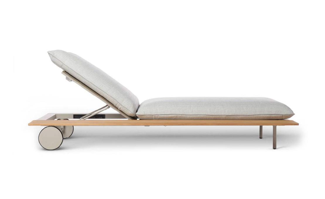 Стулья модель Senja Lounger от фабрики Tribù